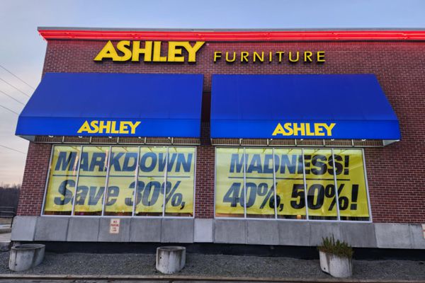 Illuminated Awning with Vinyl Graphics