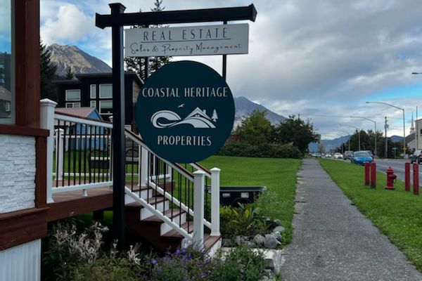 Coastal Heritage Post and Panel Sign