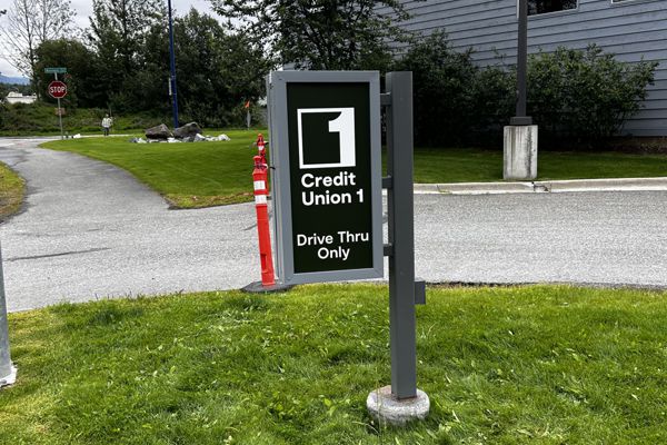 Small Flag Mount Directional Sign